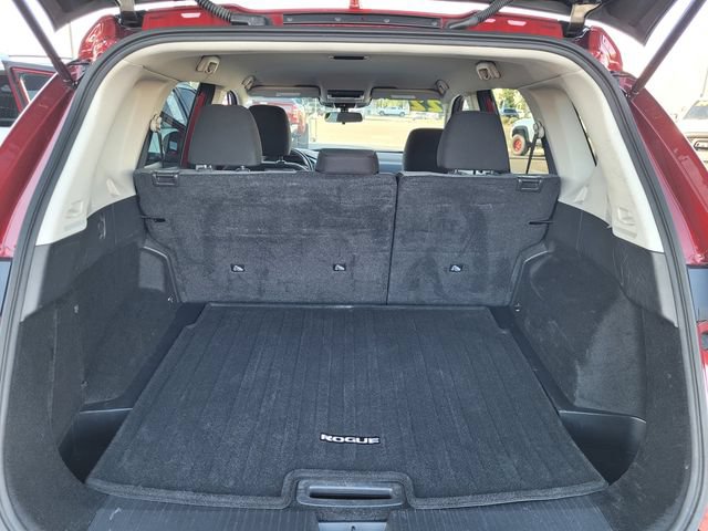 Used 2022 Nissan Rogue SV FWD image 19