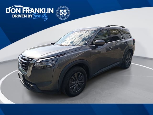 Used 2022 Nissan Pathfinder SV FWD image 1