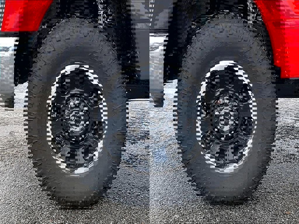 Used 2025 Ford F350 XLT w/ Tremor Off-Road Package image 7