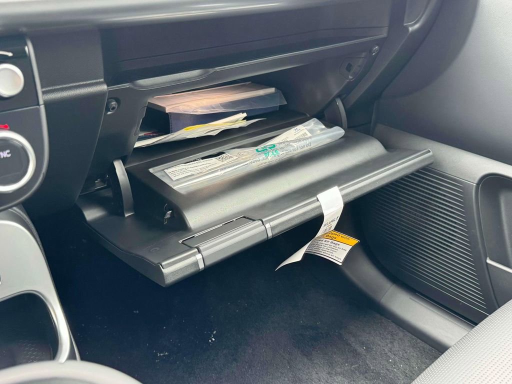 New 2026 Hyundai Ioniq 9 SEL image 32