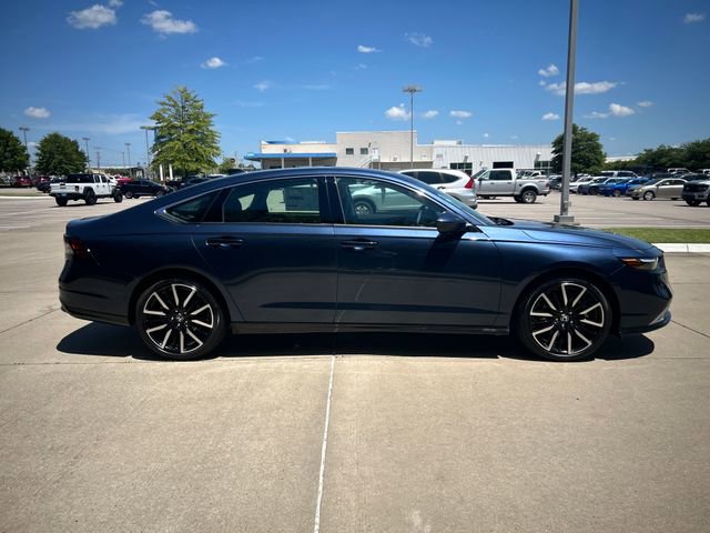 Used 2025 Honda Accord Touring image 6