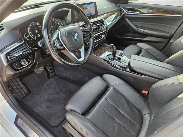 Used 2018 BMW 530i w/ Premium Package image 9