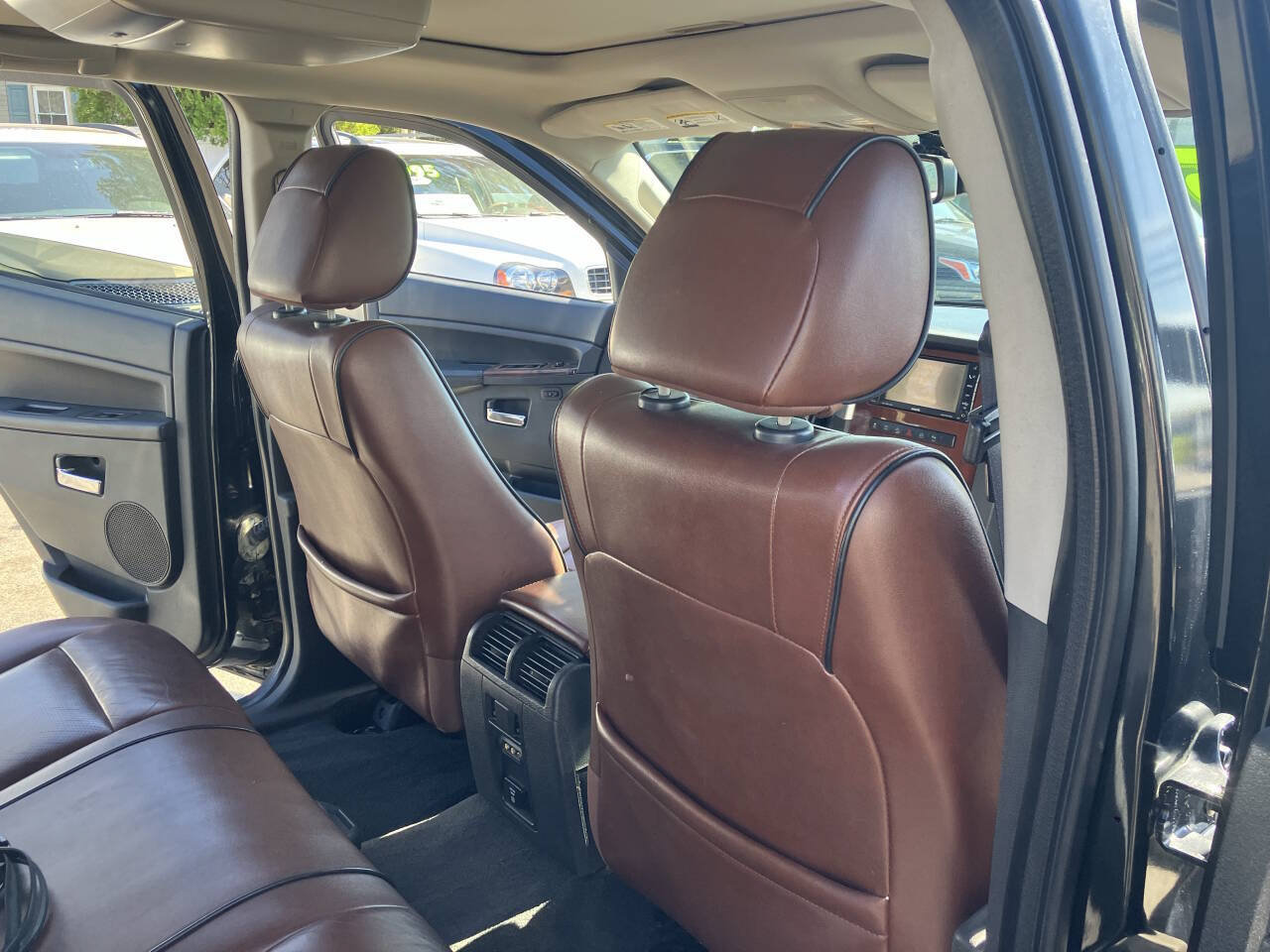 Used 2008 Jeep Grand Cherokee Overland AWD/4WD image 30