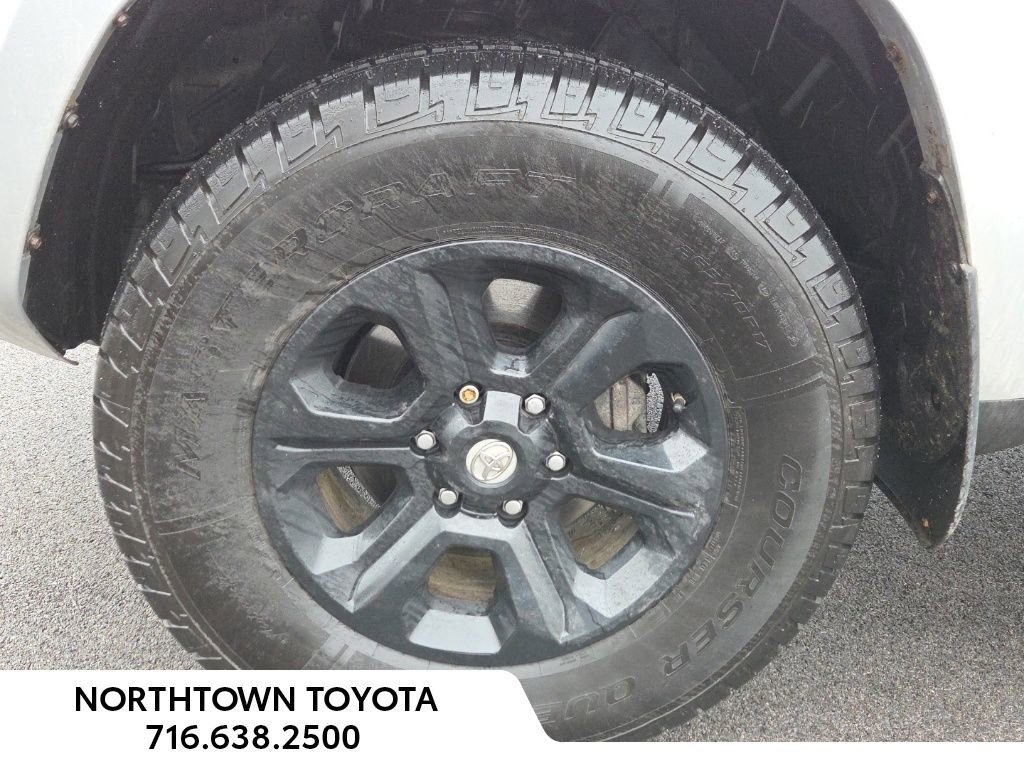 Used 2019 Toyota 4Runner SR5 image 11