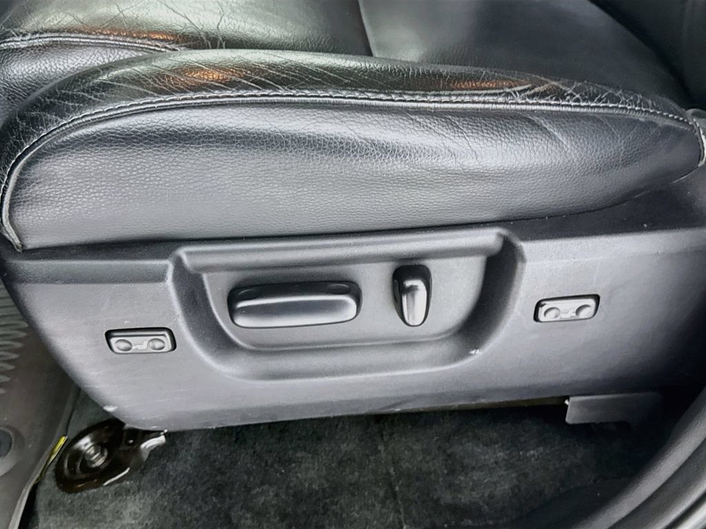 Used 2018 Toyota Sequoia TRD Sport AWD/4WD image 21