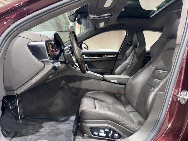 Used 2018 Porsche Panamera Turbo S image 11