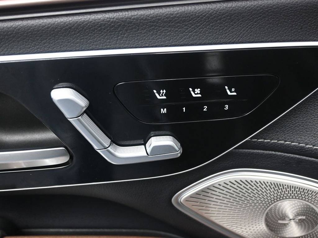 Used 2023 Mercedes-Benz EQS 580 4MATIC SUV image 13