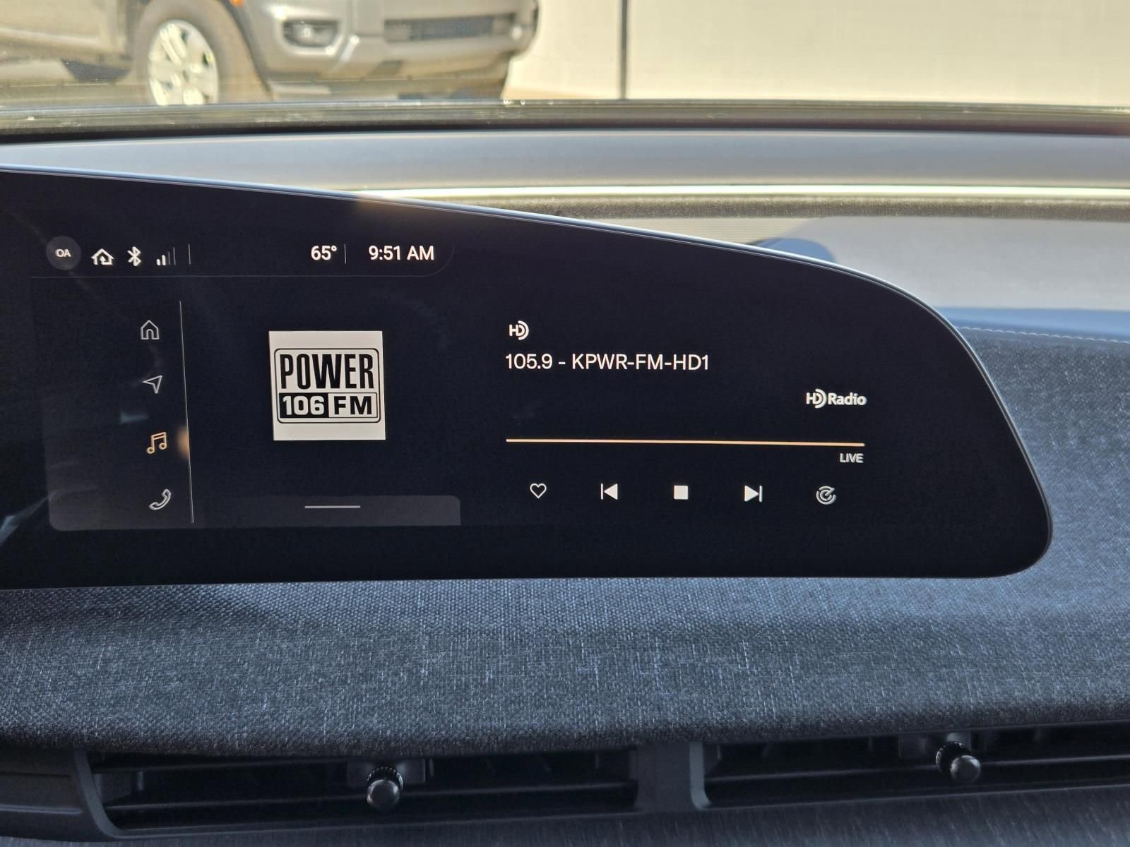 Used 2024 Lucid Air Touring image 11