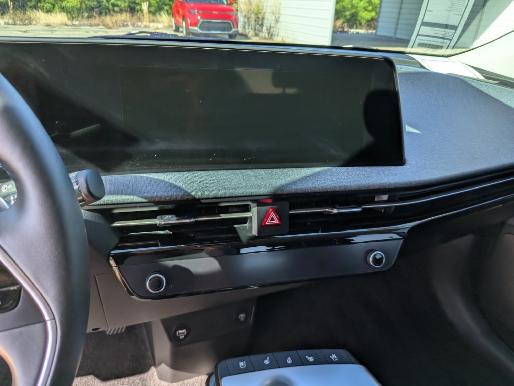 Certified 2022 Kia EV6 Wind AWD/4WD image 25