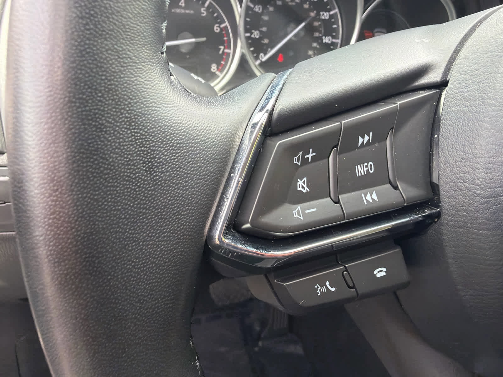 Certified 2023 MAZDA CX-9 Touring image 11