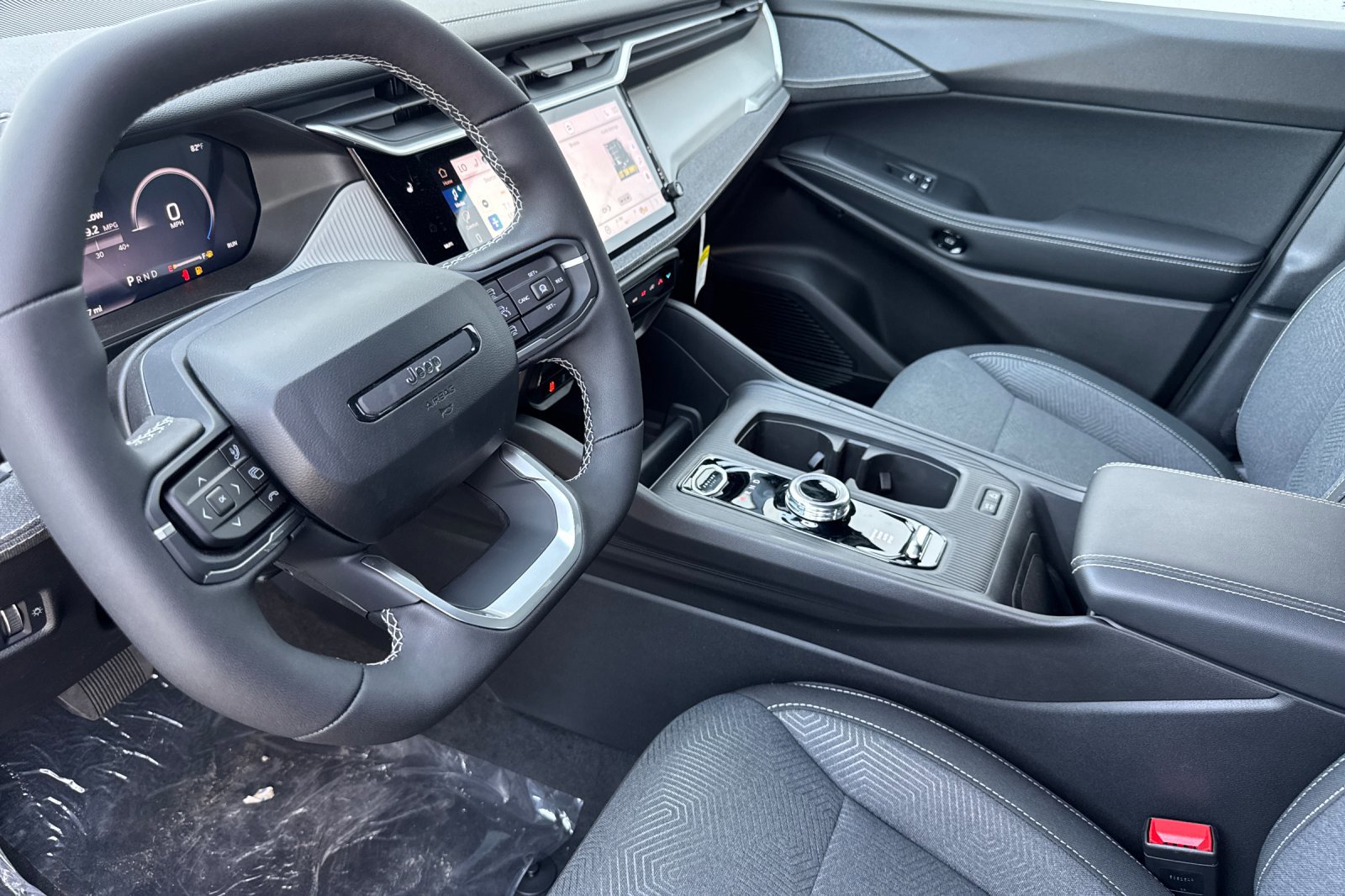 New 2026 Jeep Cherokee Laredo image 9