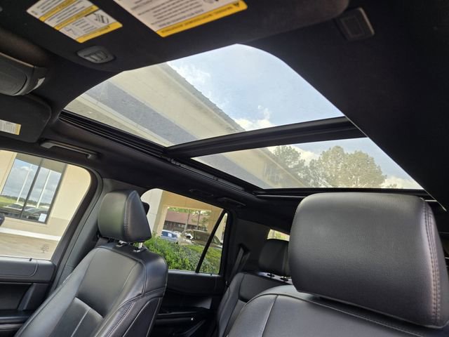 Used 2021 Ford Expedition XLT RWD image 5