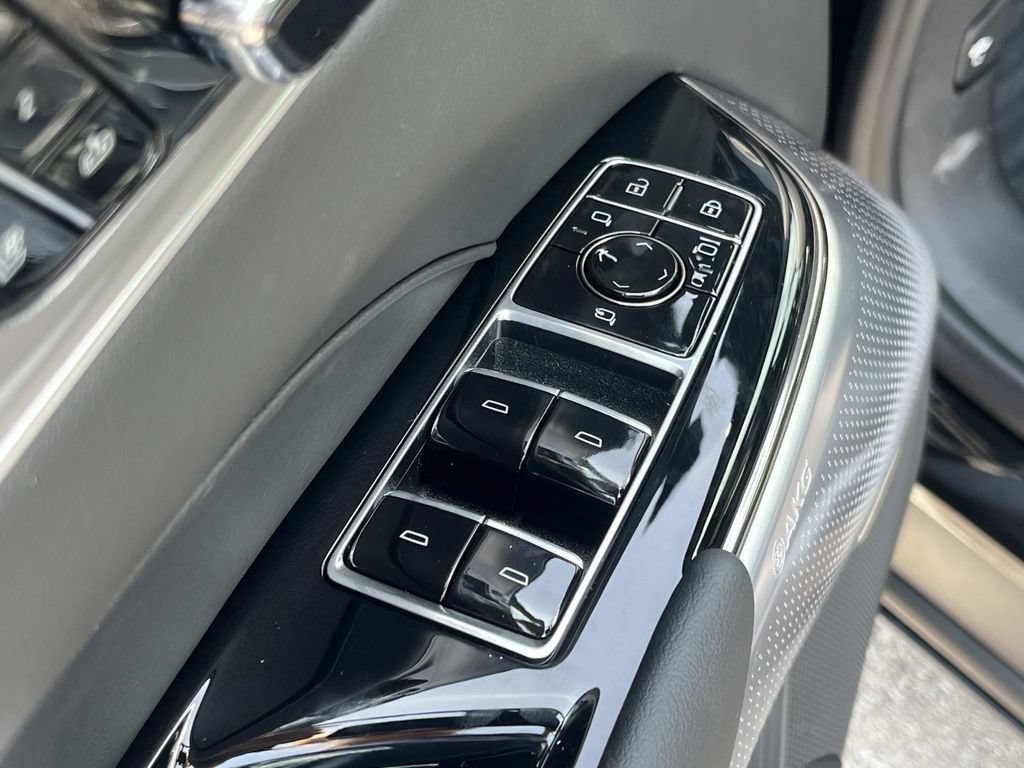 New 2027 Cadillac Lyriq Premium Luxury AWD/4WD image 22