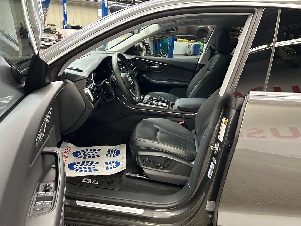 Used 2022 Audi Q8 Prestige AWD/4WD image 20