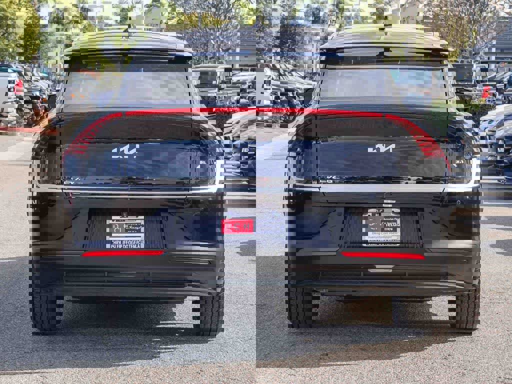 Used 2024 Kia EV6 Light image 5