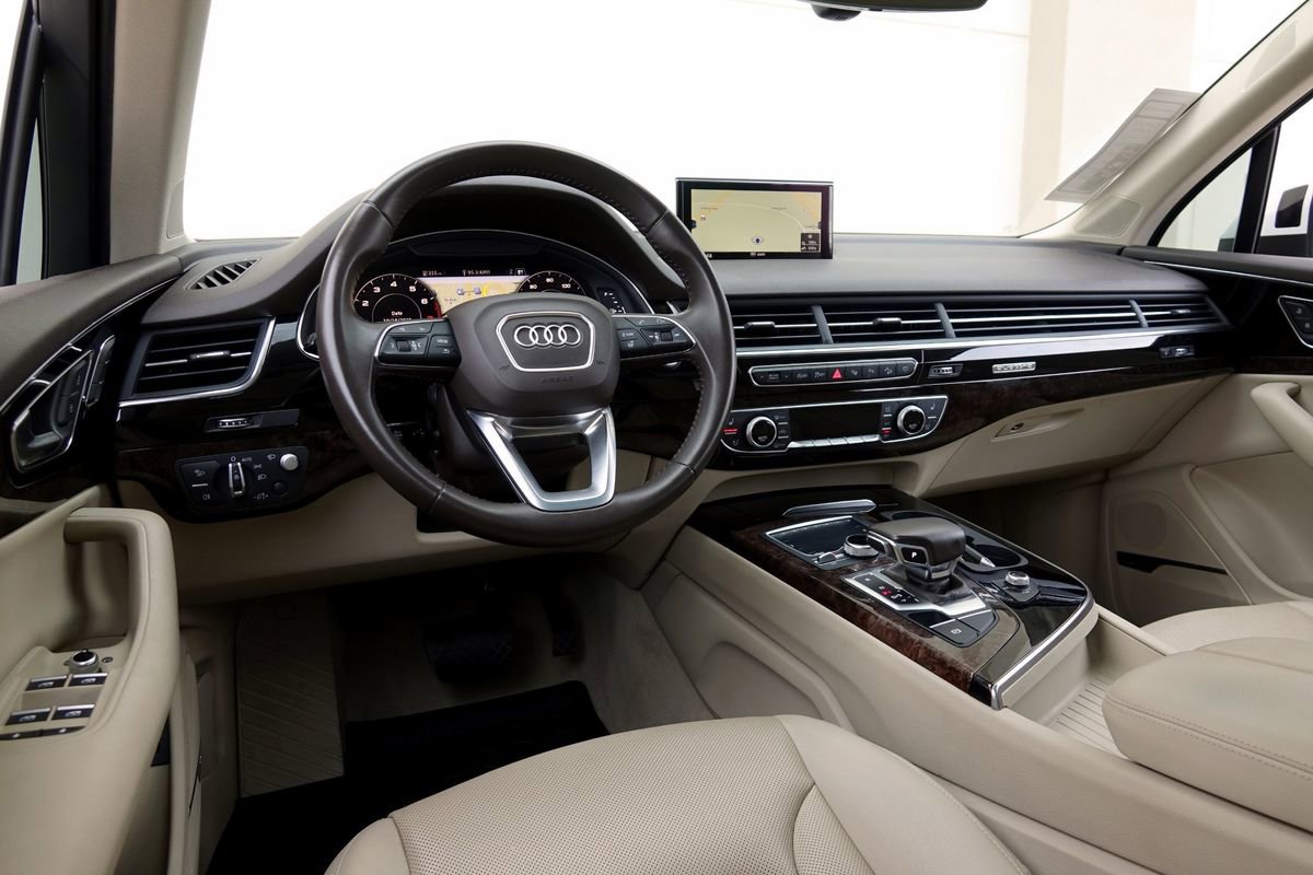 Used 2019 Audi Q7 3.0T Prestige w/ Prestige Package image 5