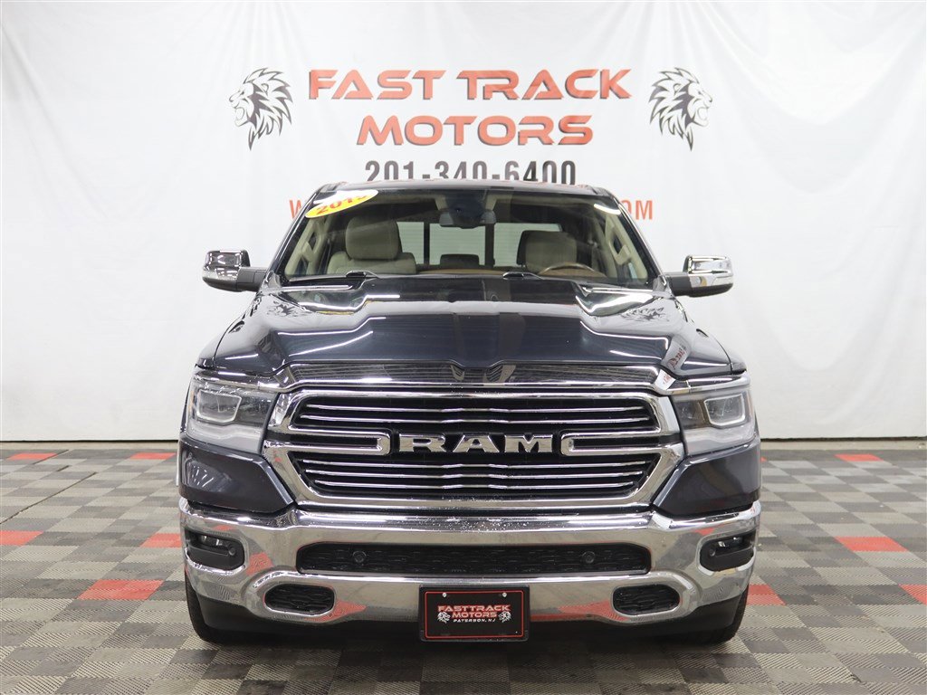 Used 2019 RAM 1500 Laramie AWD/4WD image 2