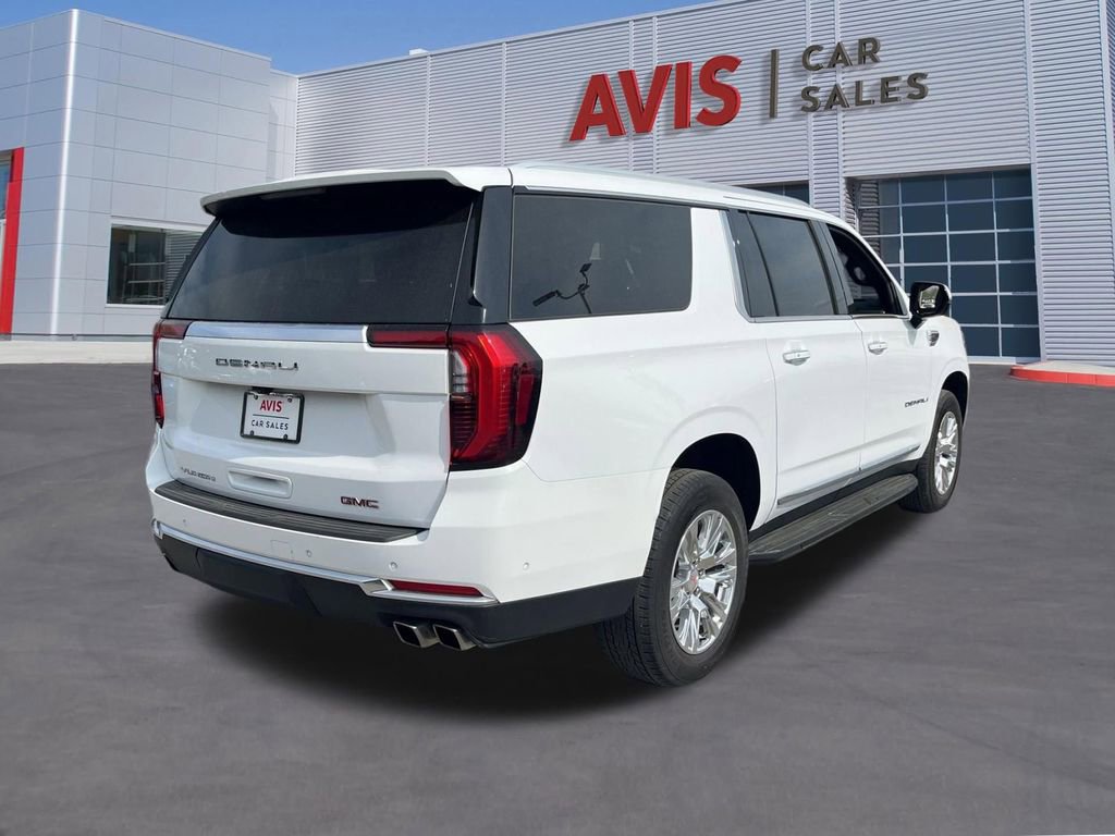 Used 2025 GMC Yukon XL Denali image 15