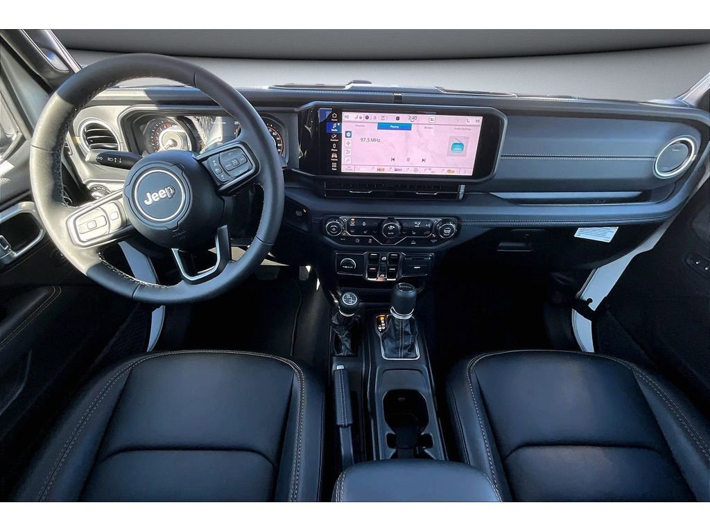 New 2026 Jeep Gladiator Overland AWD/4WD image 8