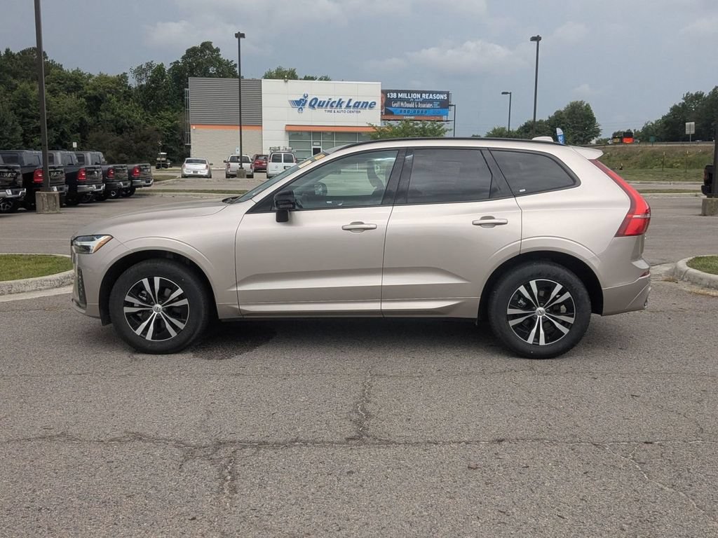 Used 2025 Volvo XC60 B5 Core AWD/4WD video 2