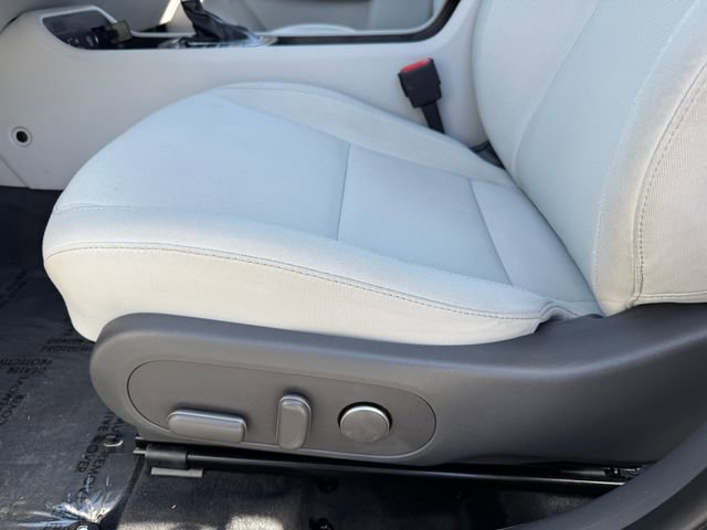 Used 2025 Hyundai Kona SEL image 15