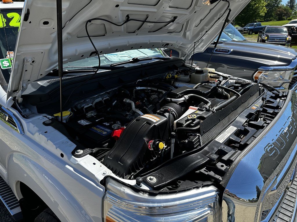 Used 2013 Ford F350 Lariat w/ Chrome Pkg AWD/4WD image 10
