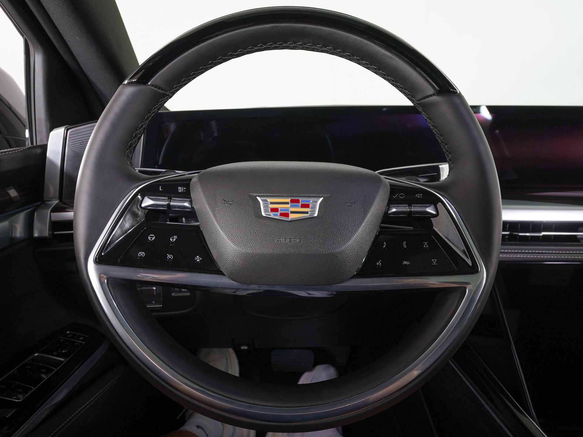 Used 2026 Cadillac Escalade Luxury w/ Touring Package RWD image 19