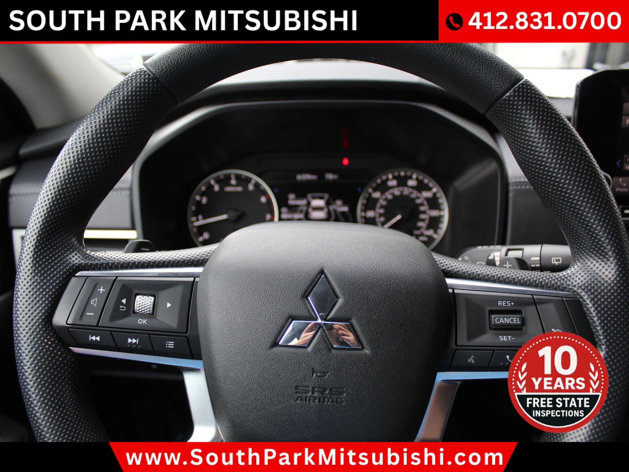 Used 2024 Mitsubishi Outlander ES AWD/4WD image 17