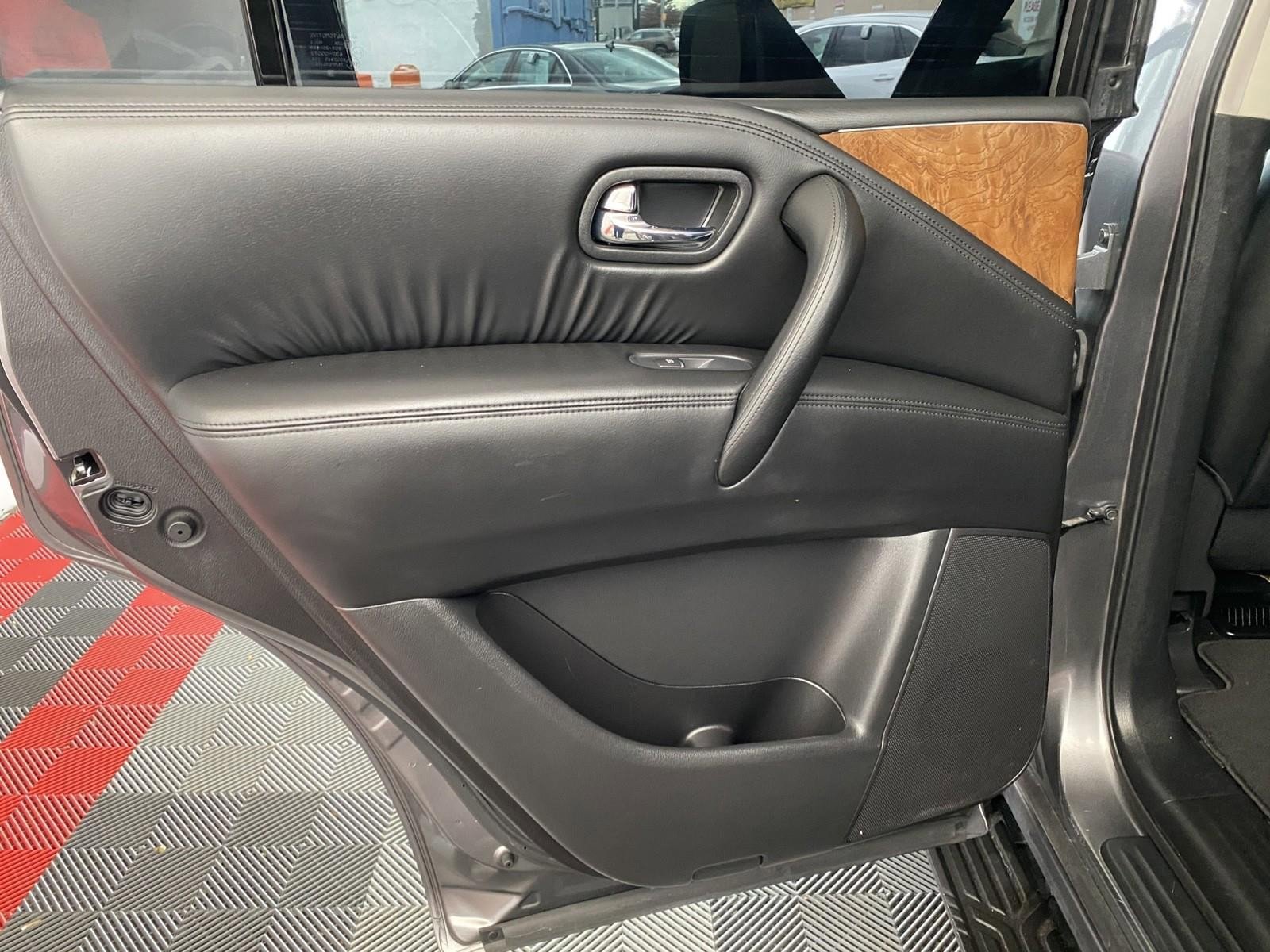 Used 2023 Nissan Armada SL w/ Captain's Chairs Package image 19