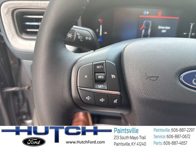 New 2025 Ford Maverick XLT w/ XLT Luxury Package FWD image 32