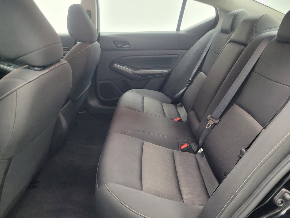 Used 2024 Nissan Altima 2.5 SV image 18
