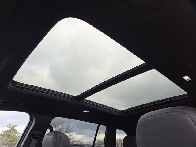 New 2026 Buick Enclave Preferred w/ Power Package image 3