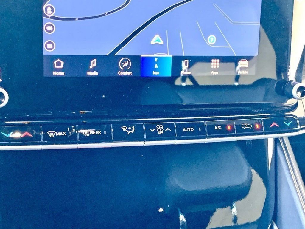 Used 2024 Jeep Wagoneer Series II w/ Flexible Seating Group AWD/4WD image 41