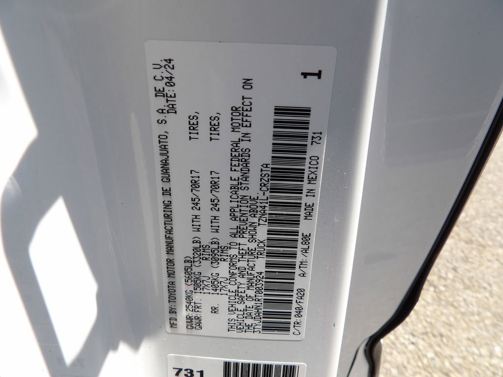 Used 2024 Toyota Tacoma SR RWD image 47