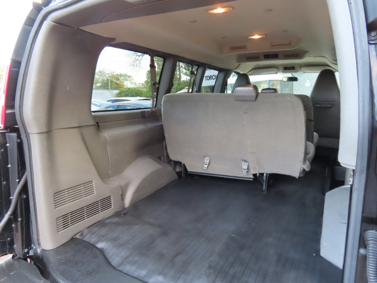 Used 2017 Chevrolet Express 2500 LS image 12