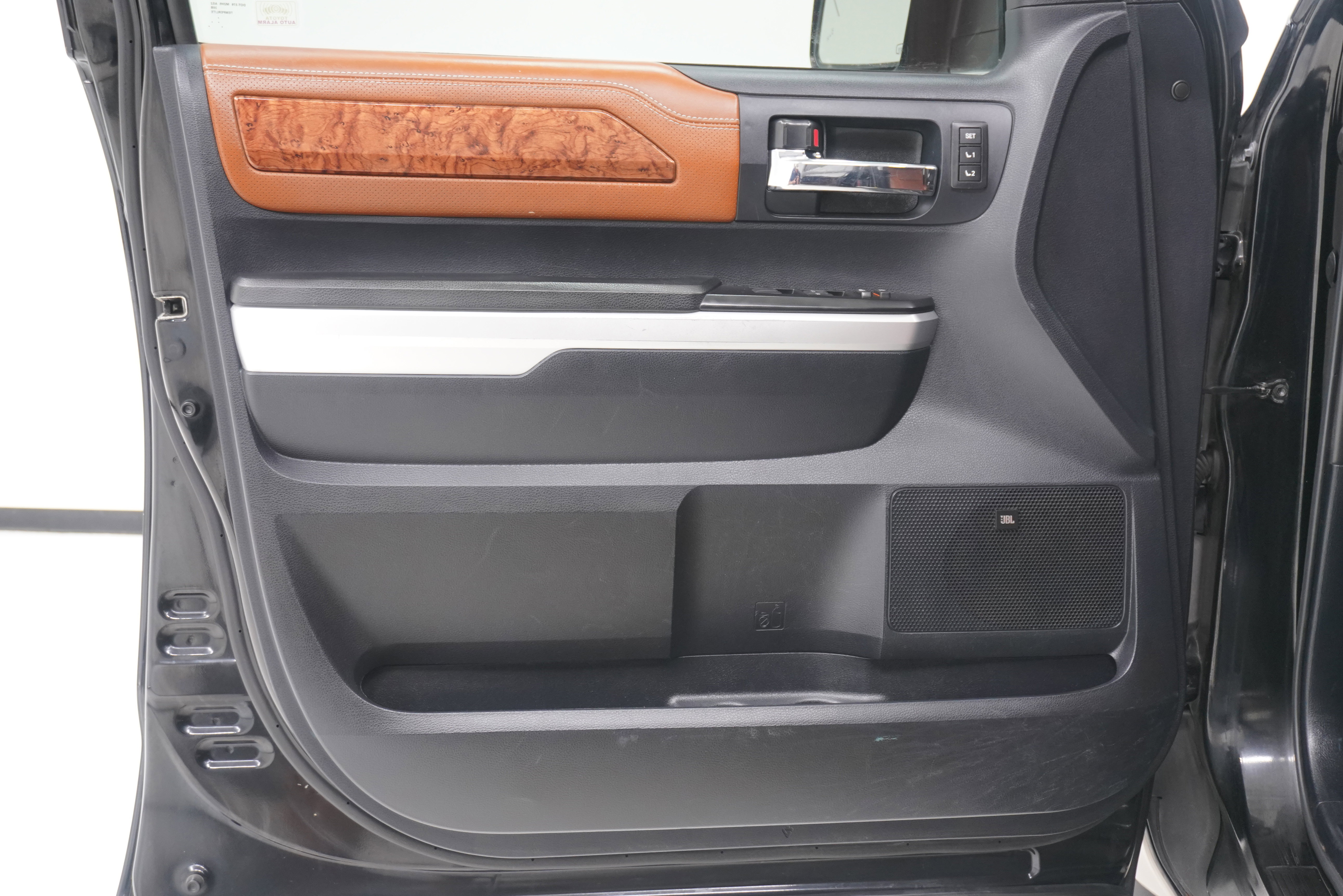 Used 2015 Toyota Tundra 1794 Edition AWD/4WD image 11