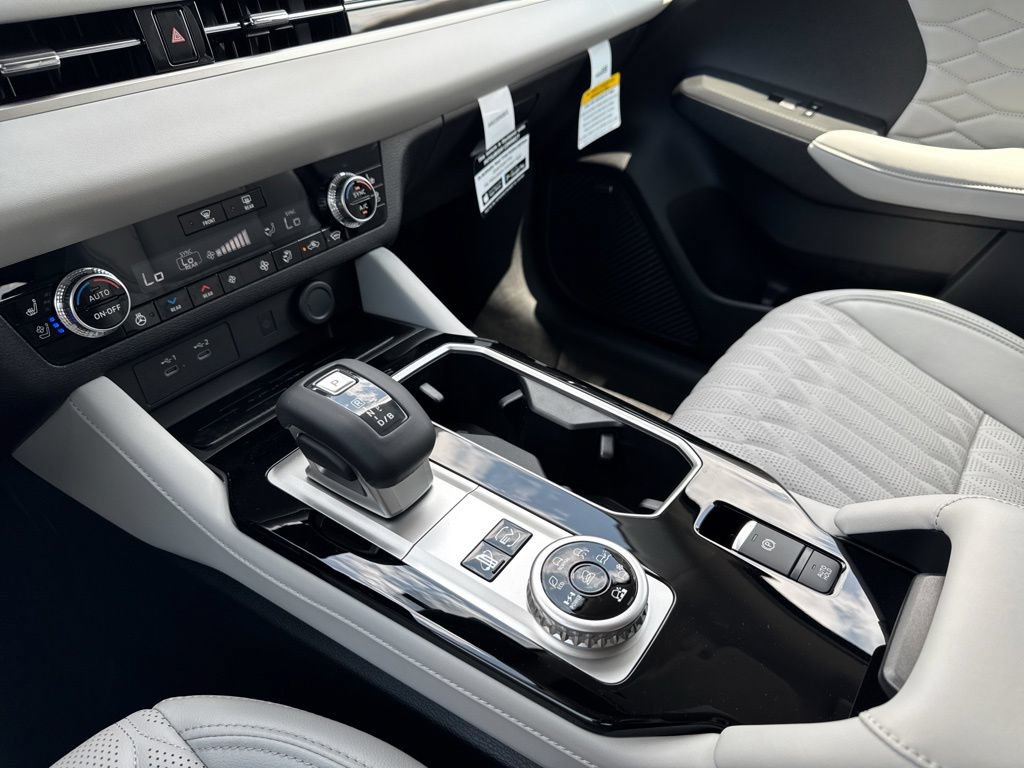 New 2026 Mitsubishi Outlander SEL AWD/4WD image 10