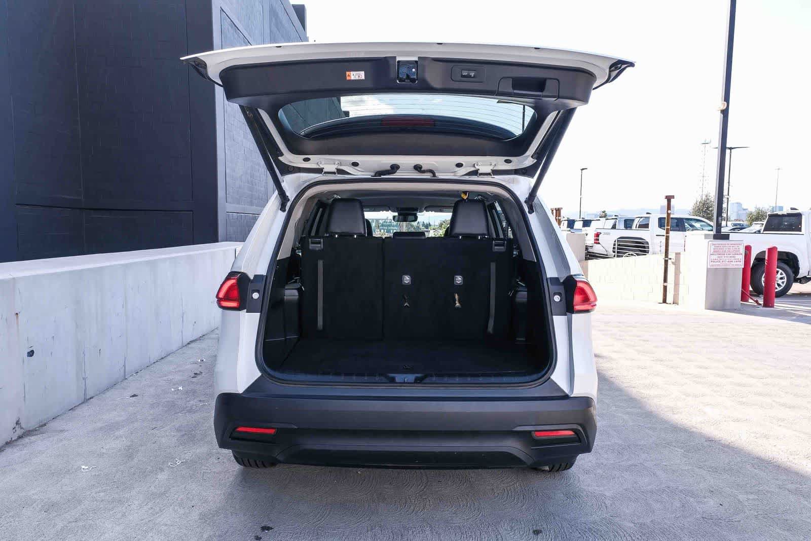 Certified 2025 Toyota Grand Highlander AWD image 27