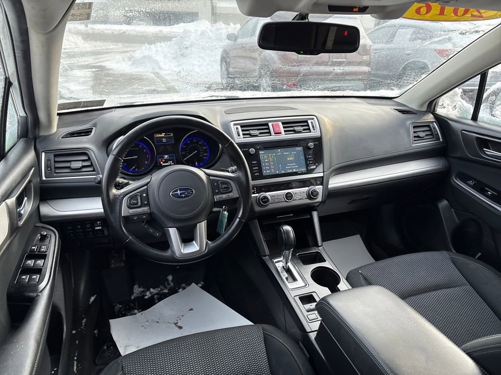 Used 2016 Subaru Outback 2.5i Premium image 11