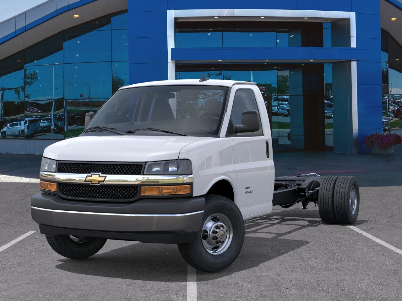 New 2026 Chevrolet Express 4500 w/ Power Convenience Package image 30