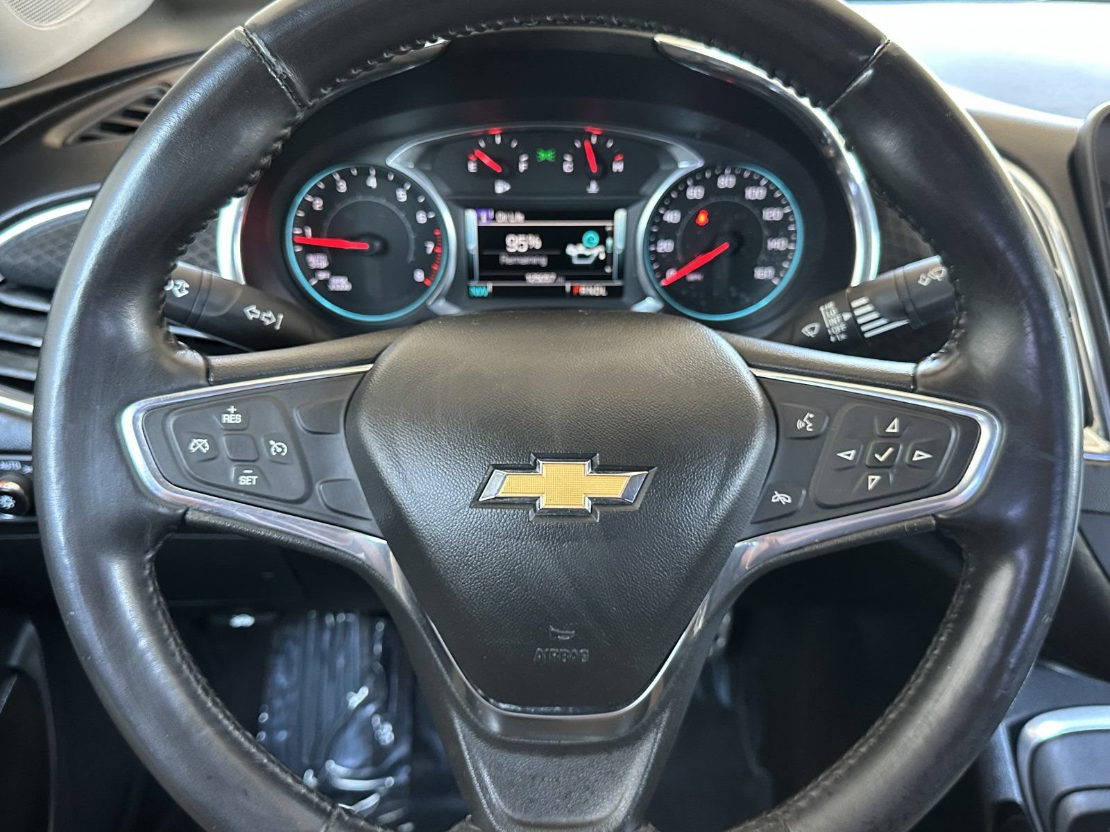 Used 2017 Chevrolet Malibu LT FWD image 19