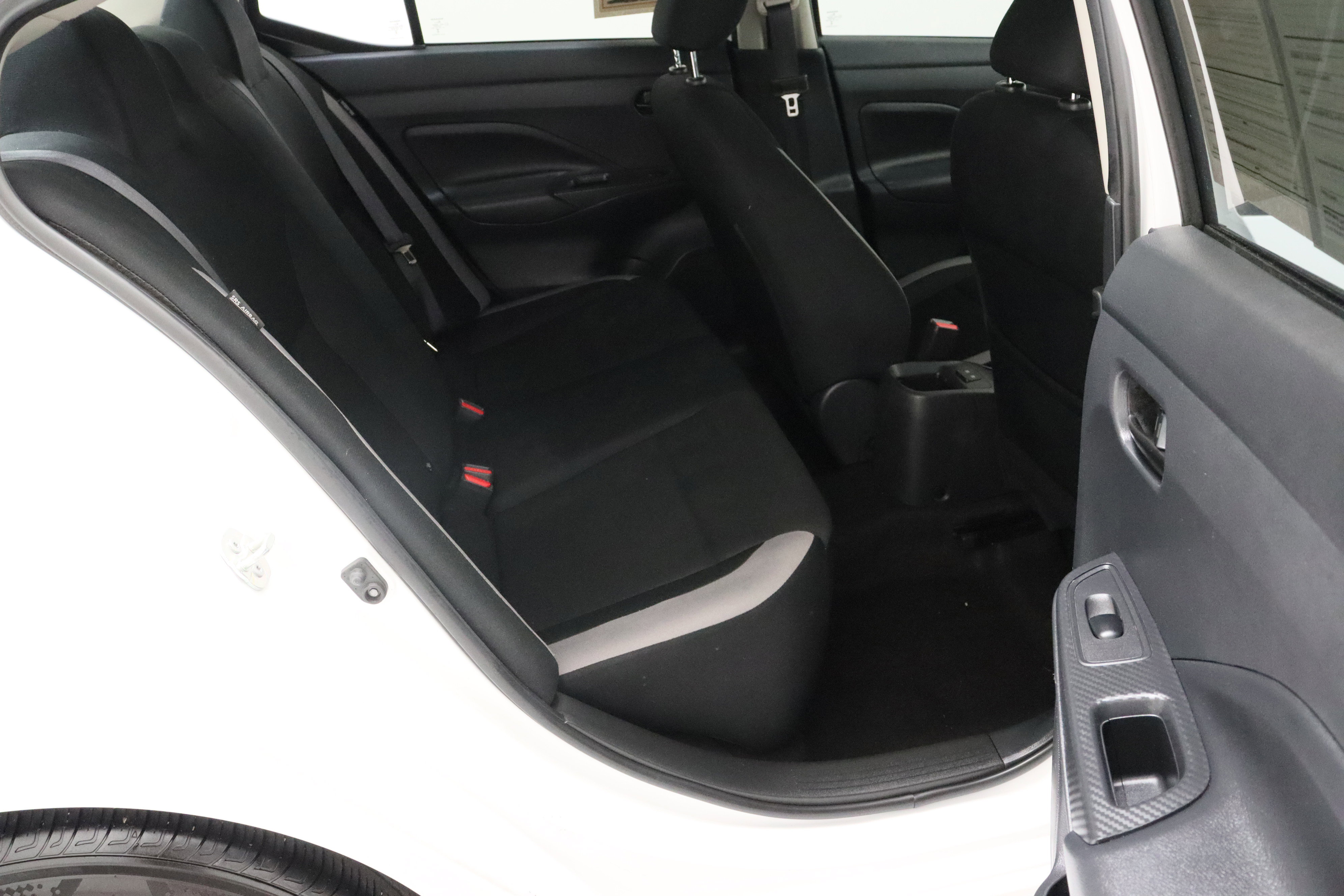 Used 2025 Nissan Versa S w/ Trunk Package FWD image 30