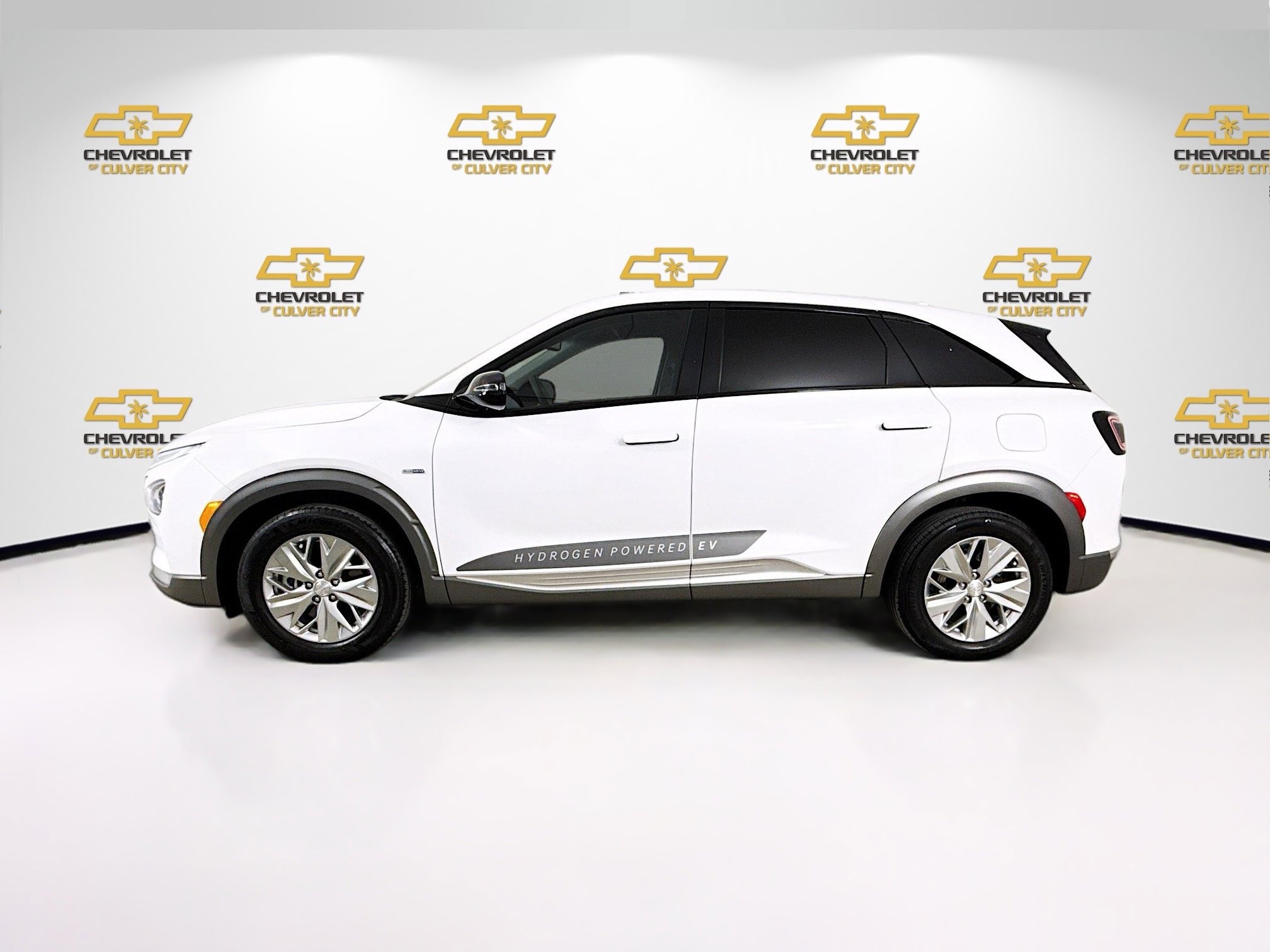 Used 2022 Hyundai Nexo Blue image 4