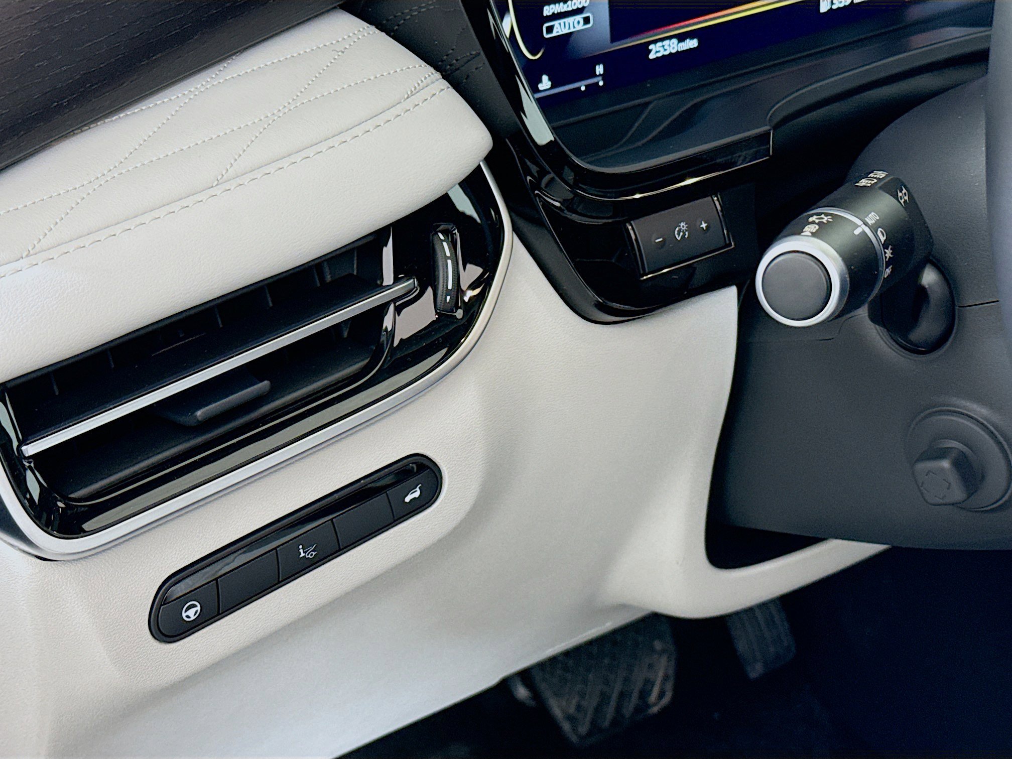 Used 2026 INFINITI QX60 Autograph w/ Autograph Tech Package image 10