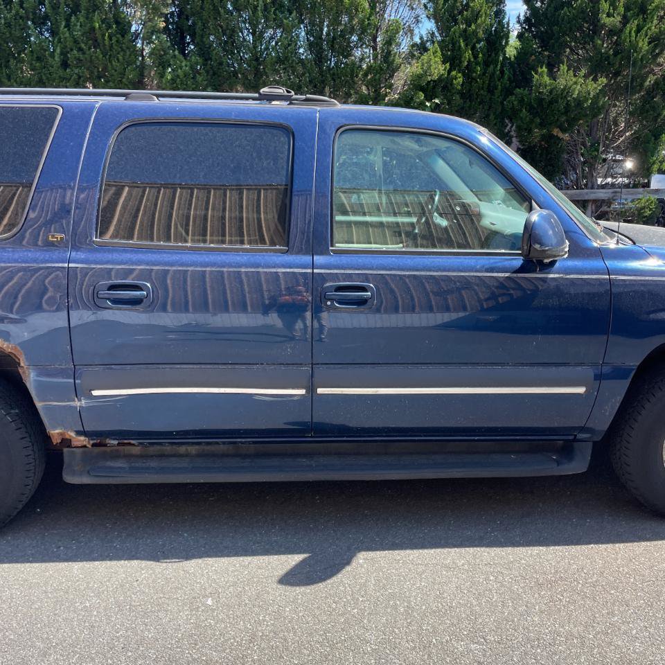Used 2002 Chevrolet Suburban LT AWD/4WD image 7