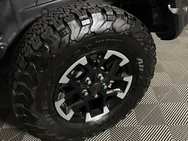 Used 2024 Jeep Wrangler Unlimited Rubicon w/ Technology Group AWD/4WD image 48