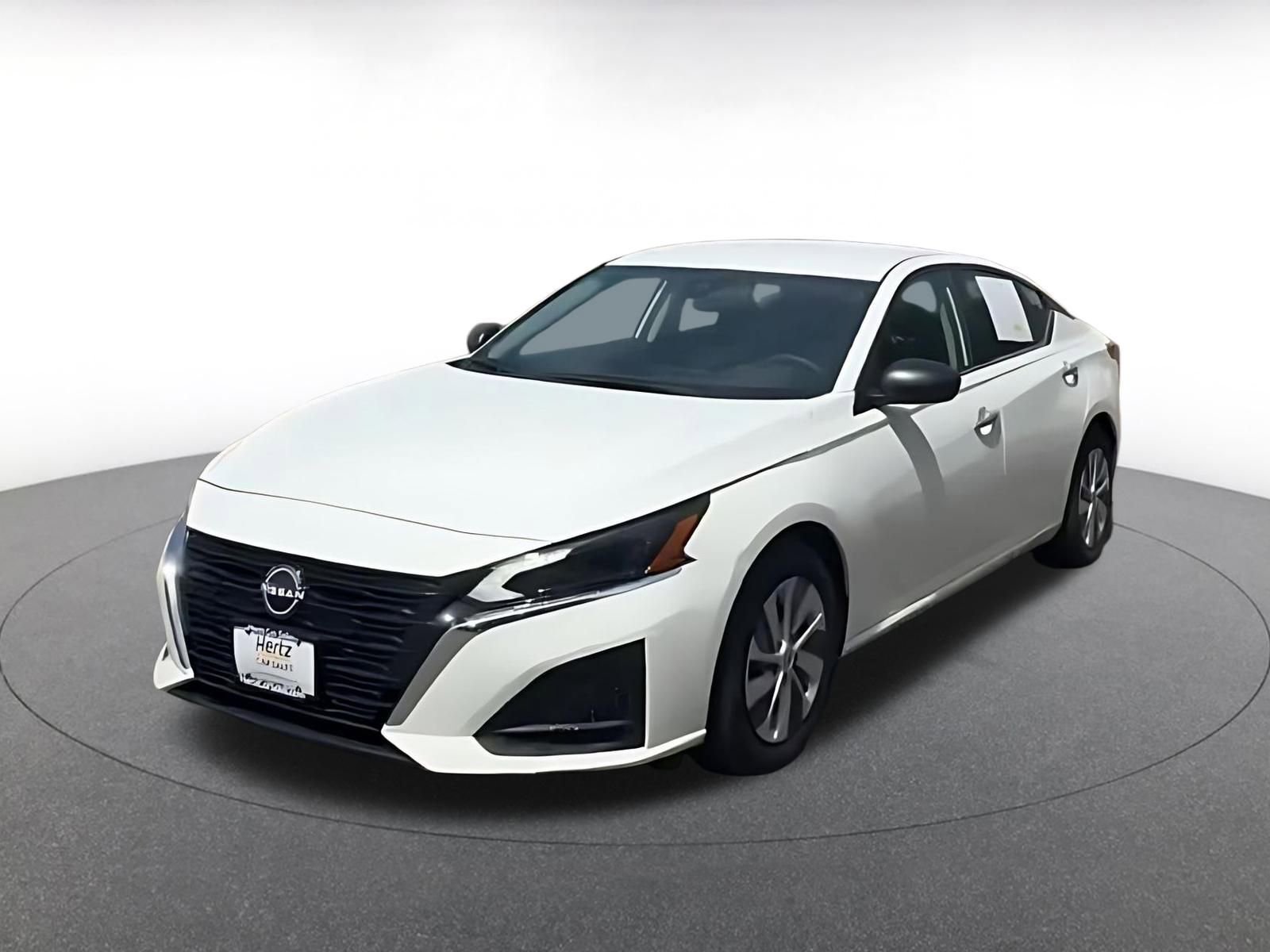 Used 2024 Nissan Altima 2.5 S image 7