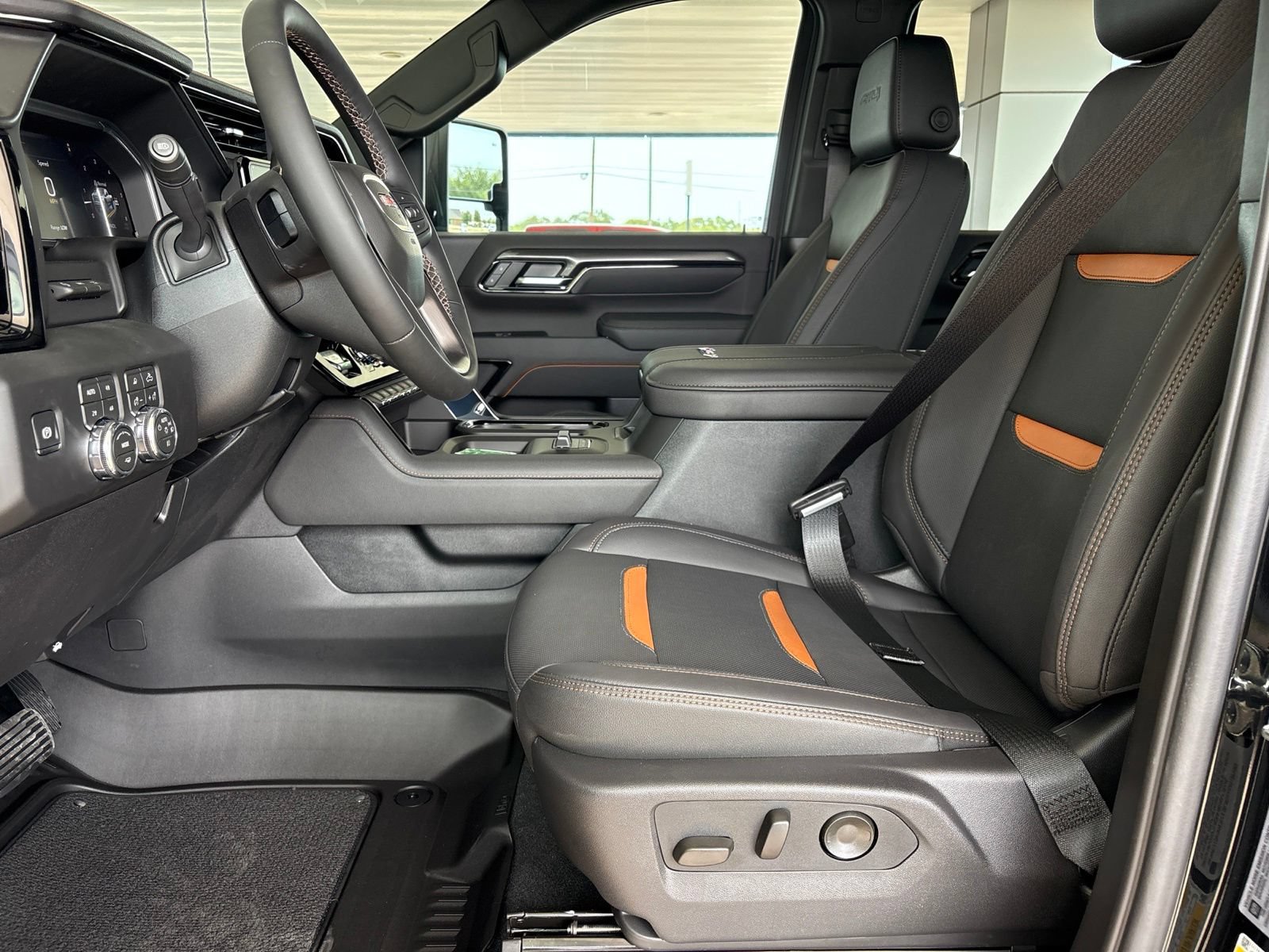New 2026 GMC Sierra 2500 AT4 w/ AT4 Premium Plus Package AWD/4WD image 17