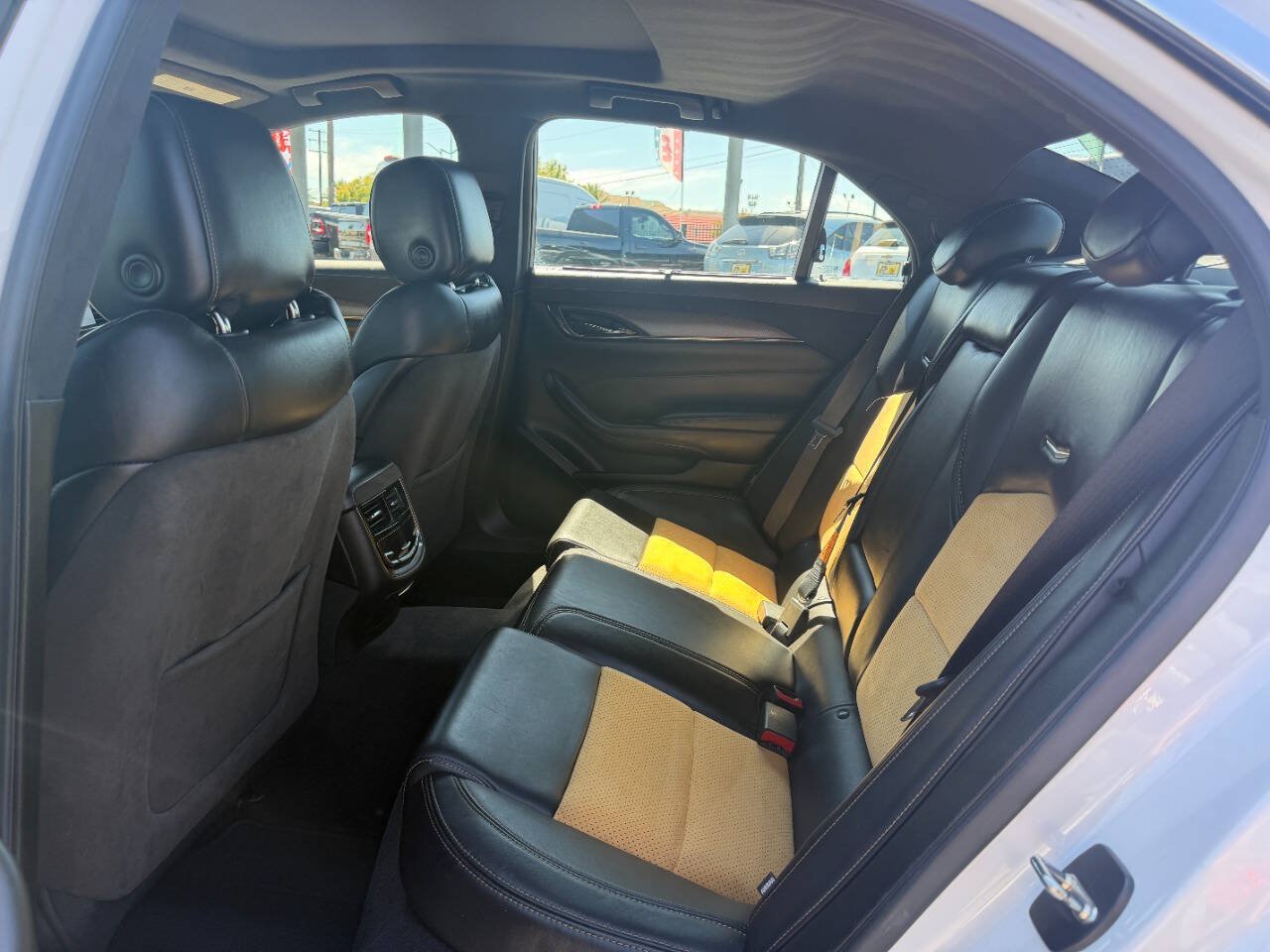 Used 2016 Cadillac CTS V w/ Luxury Package RWD image 11