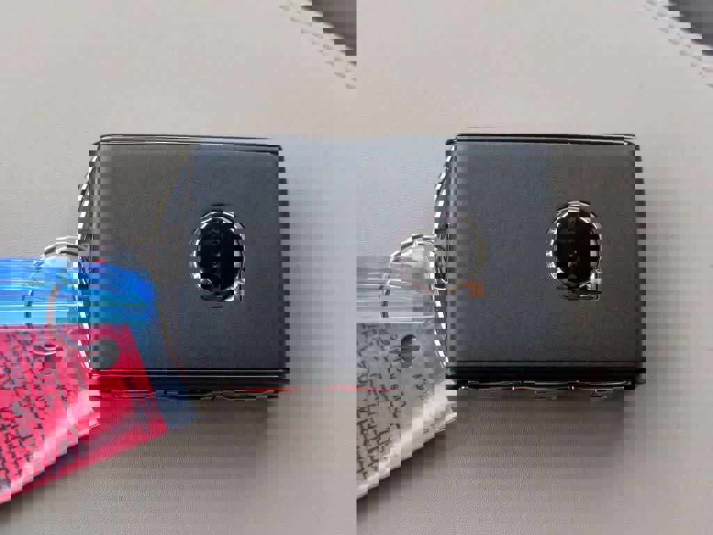 New 2026 Volvo XC90 B5 Plus w/ Protection Package Premier image 26